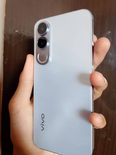 Vivo V70 FE 5G
