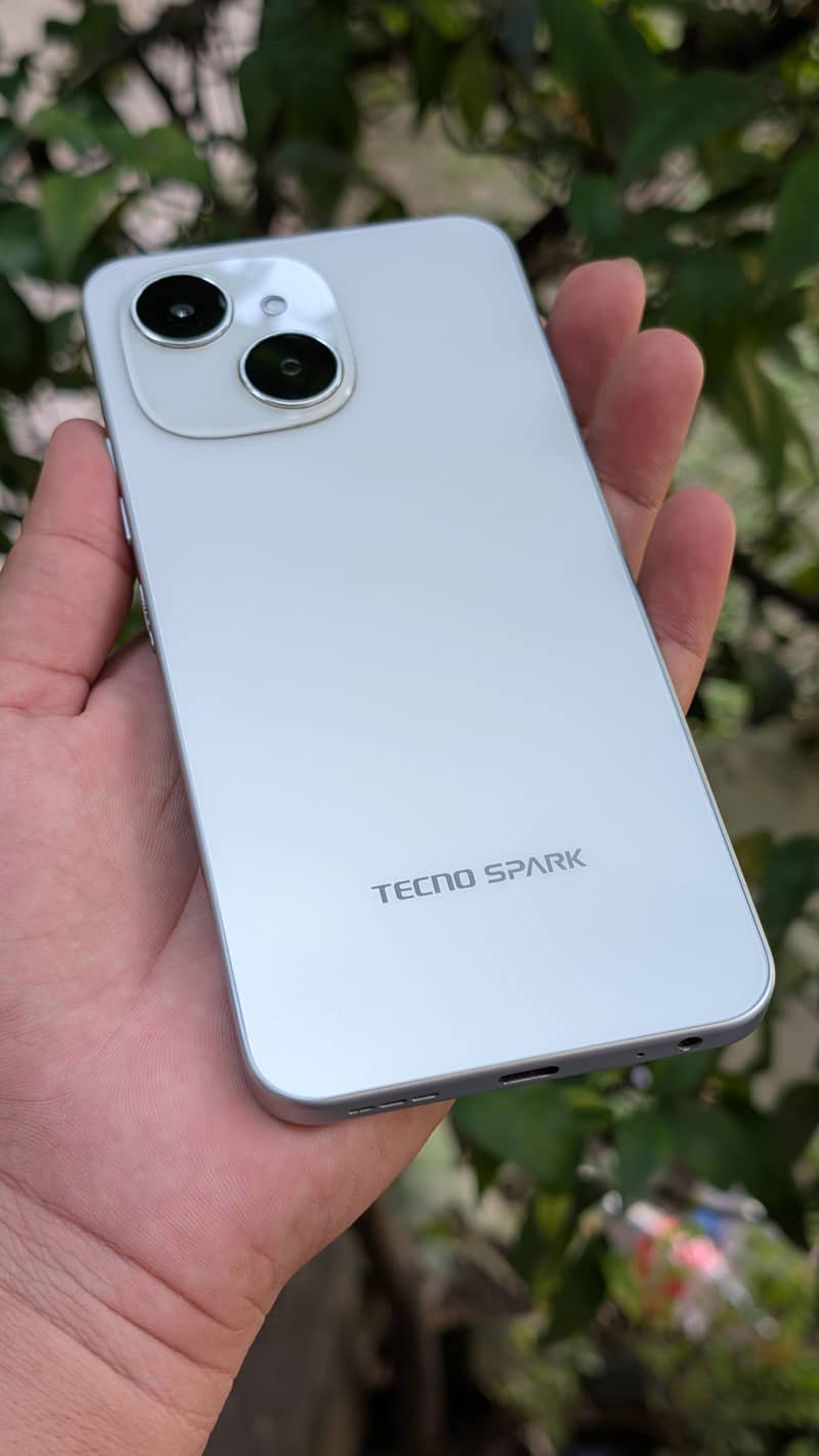 Tecno Spark 40c 0