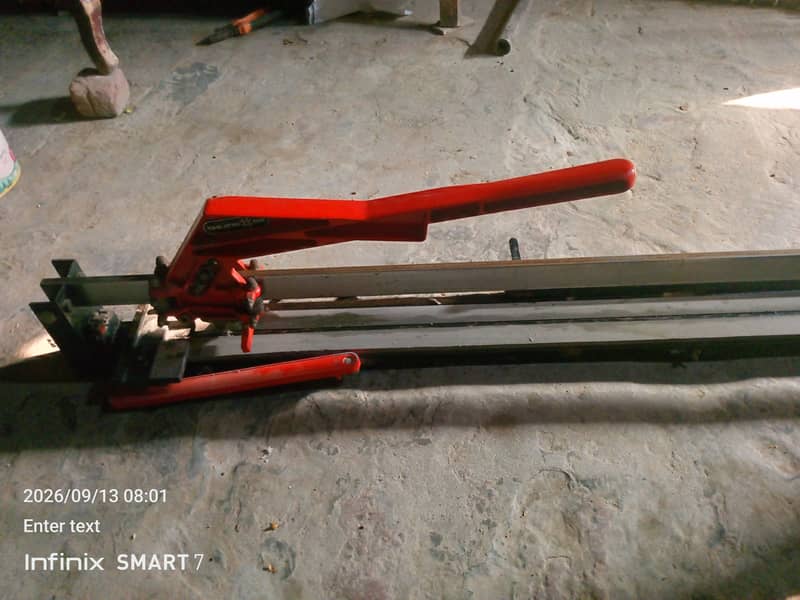 Tile cutter 4