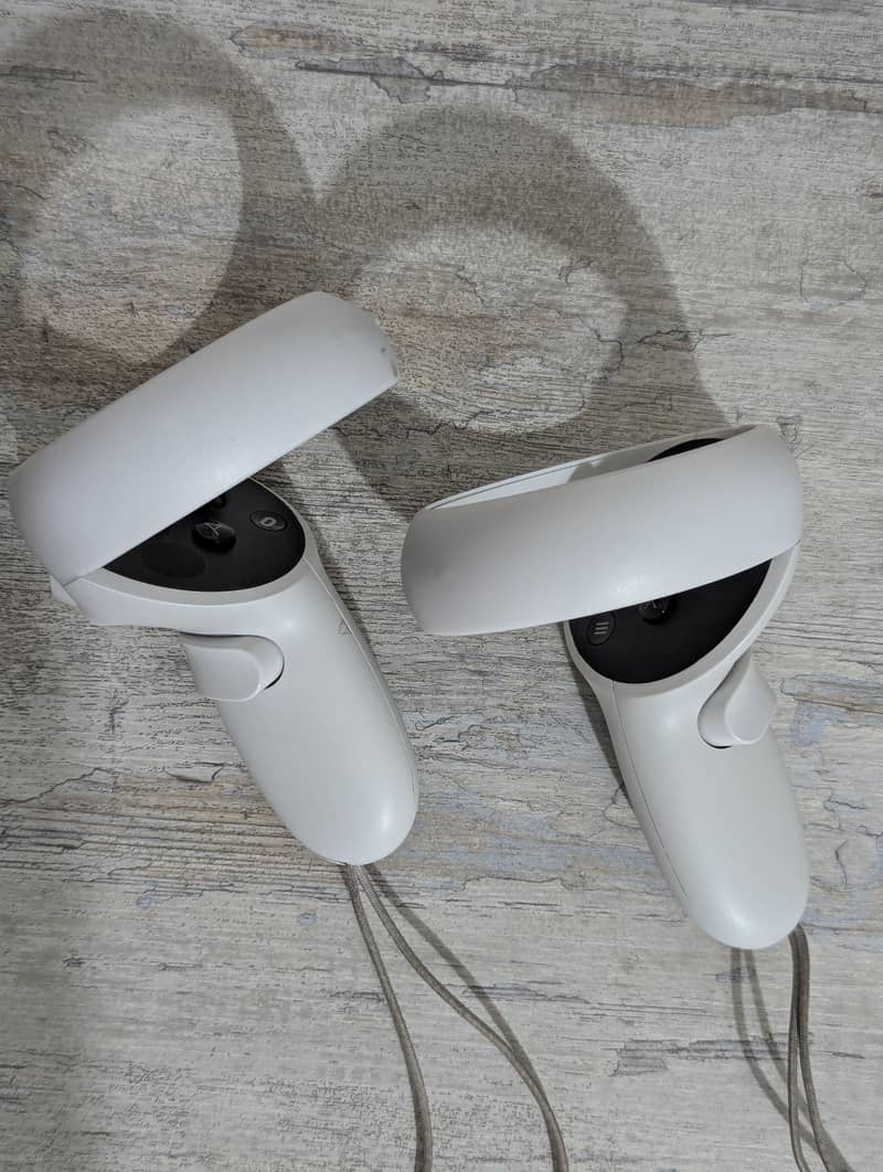 Meta Oculus Quest 2 1