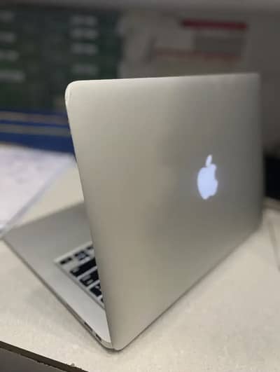MacBook Air early 2014 urgent sale 4/128