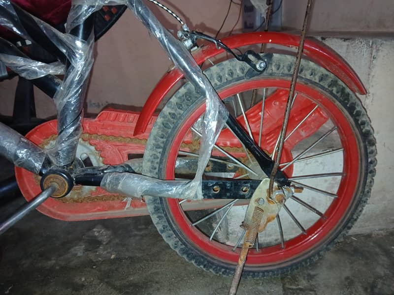 بچوں کی نئی جیسی خوبصورت سائیکل برائے فروخت 2