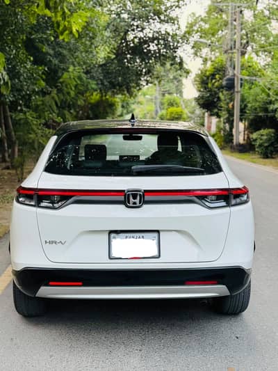 Honda HR-V 2022 excellent condition genuine