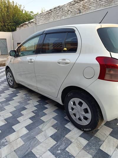 Toyota Vitz 2007