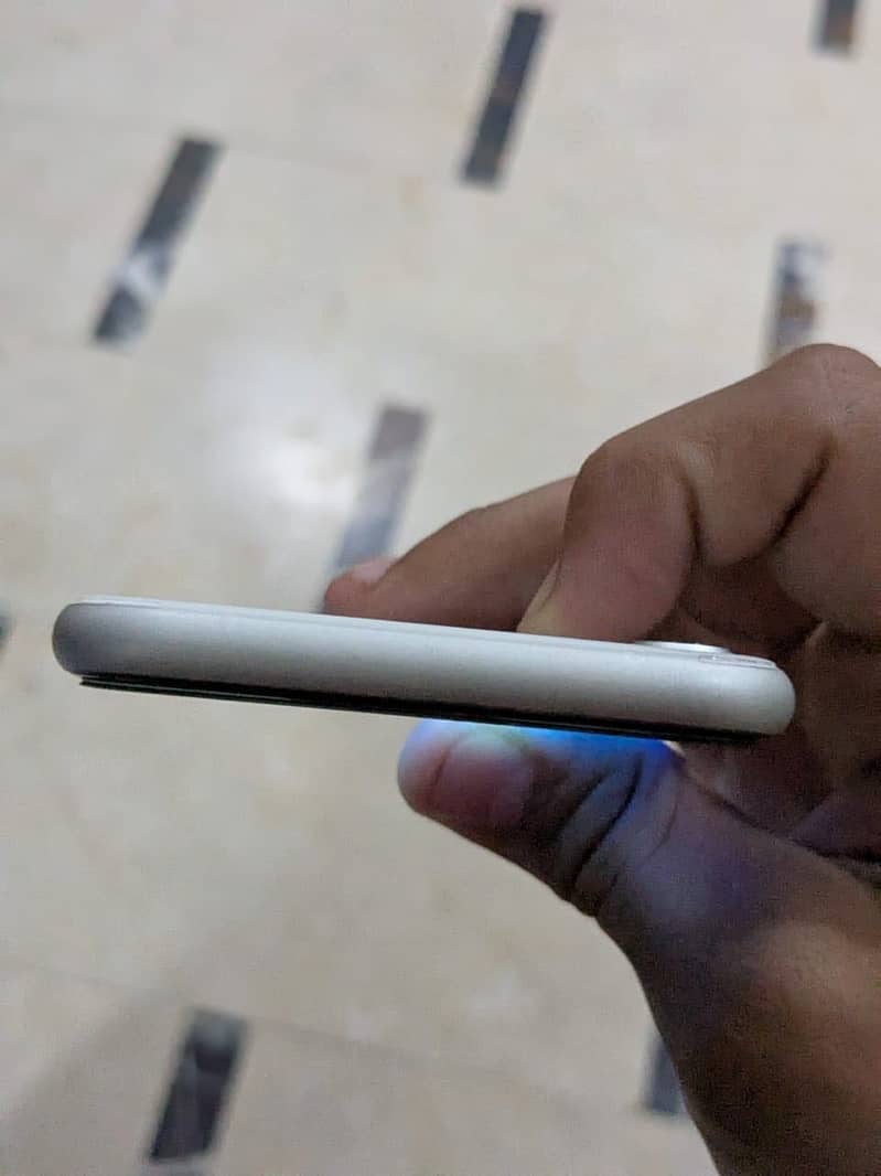 Apple iPhone SE 5