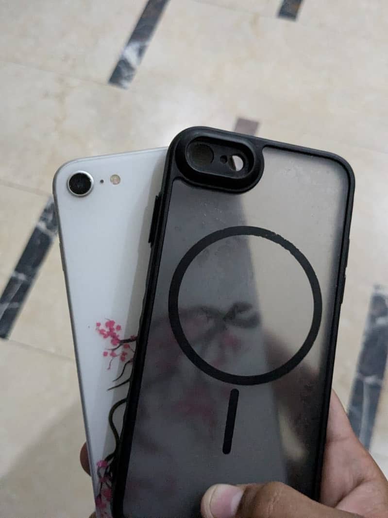 Apple iPhone SE 11