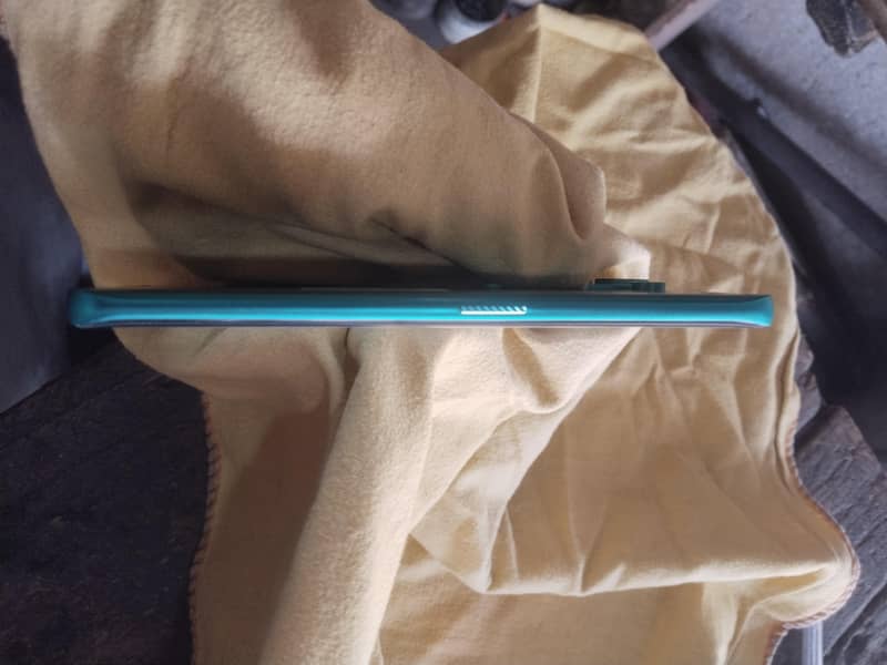 Tecno CAMON50 Pro 4