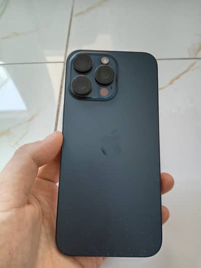 Apple iPhone 15 Pro Max condition 10/10. . . 256 gb