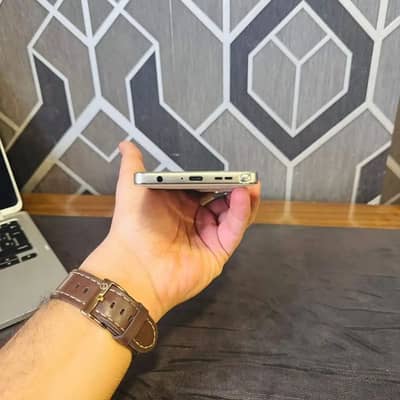 Motorola G stylish 8 ram 128GB memory 0325-0054-225