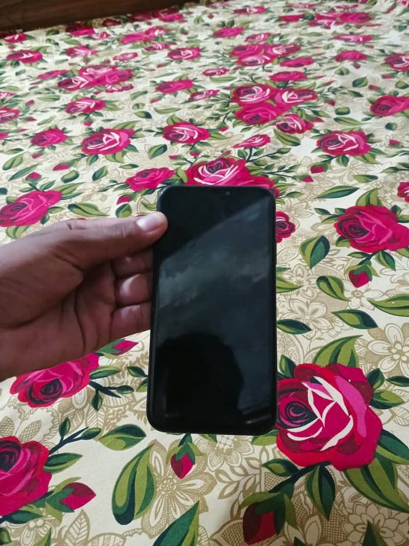 Apple iPhone 11 1