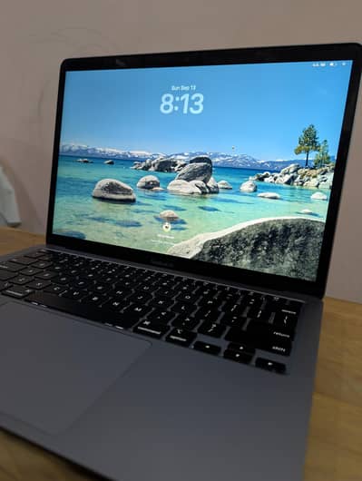 Apple Macbook Air M1 2020, Ram 8 Gb, Storage 256 Gb, 10/10 Condition