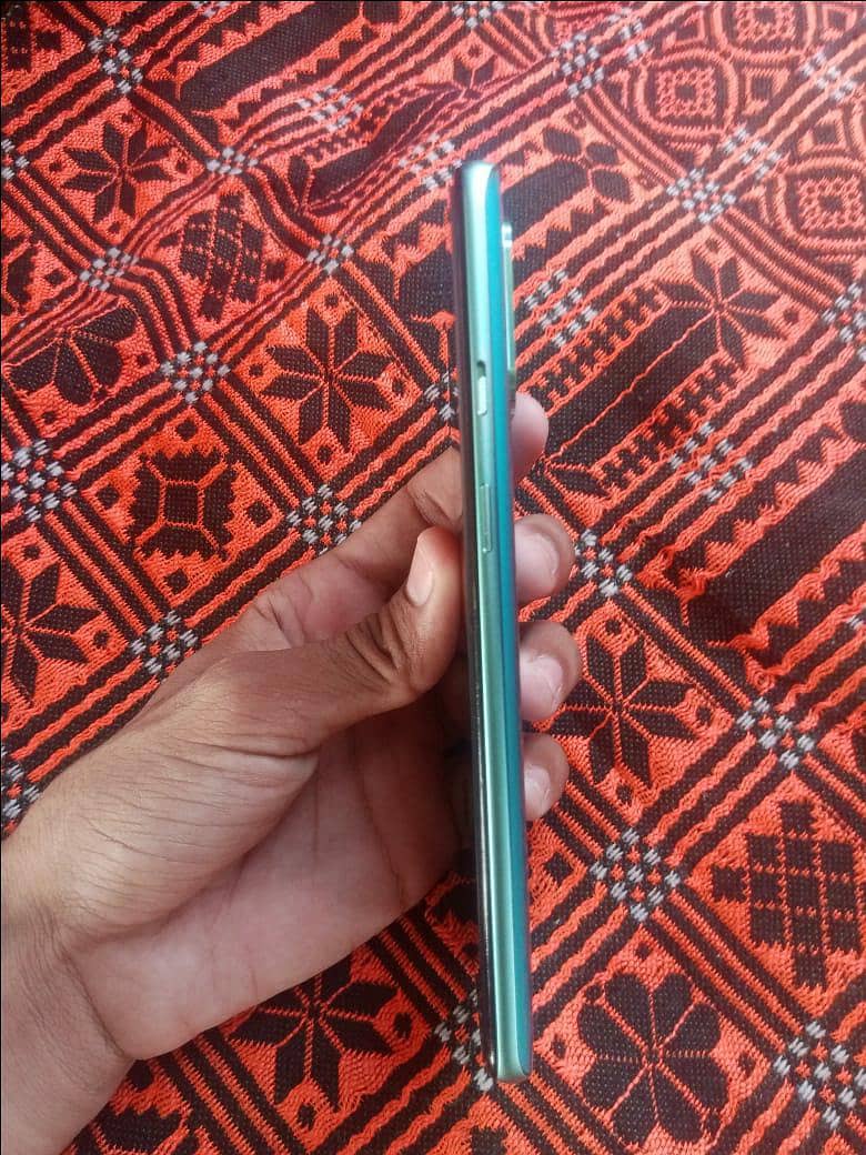One Plus 8T 1