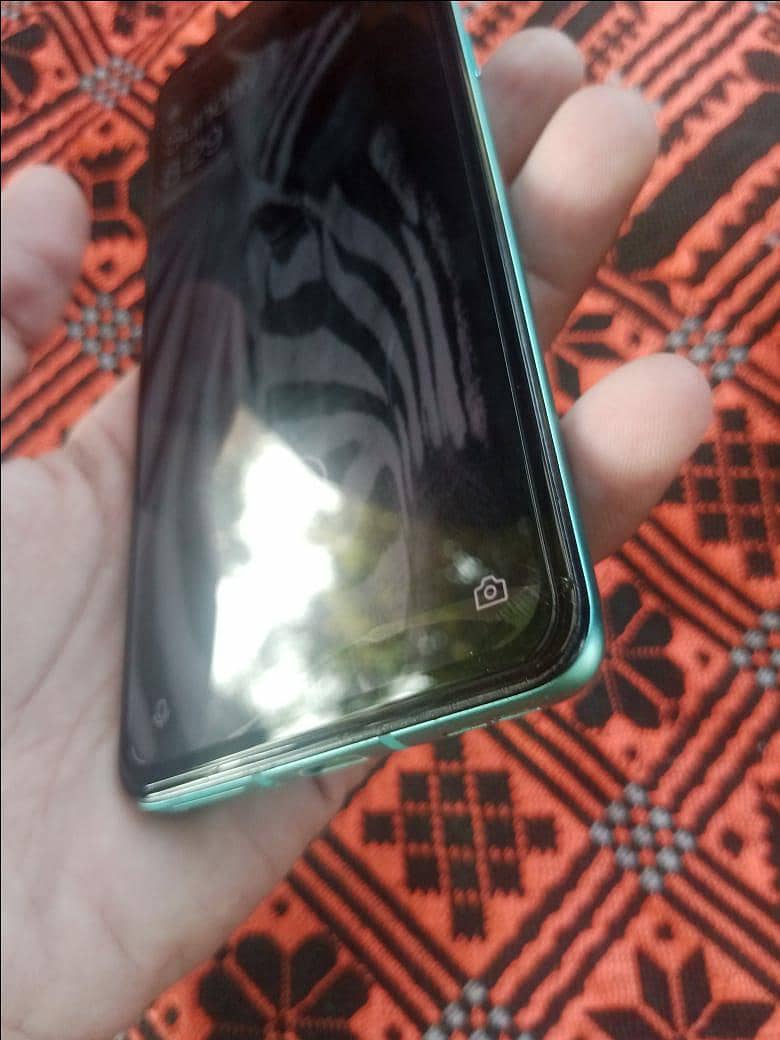 One Plus 8T 4