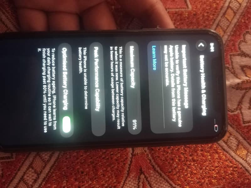 Apple iPhone 11 4