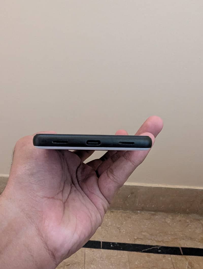 Google Pixel 6a 4