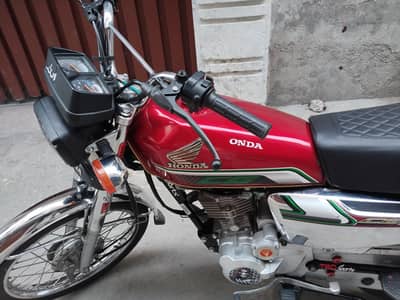 Honda 125 self start 22/23