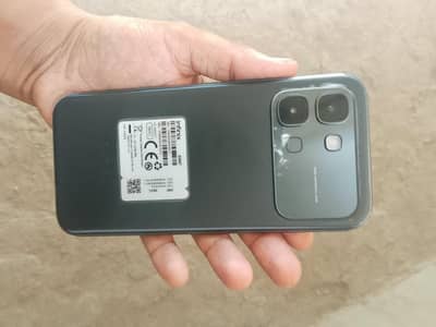 bhai infinx note edge 8 256 GB walla hy 5g sport krta hy