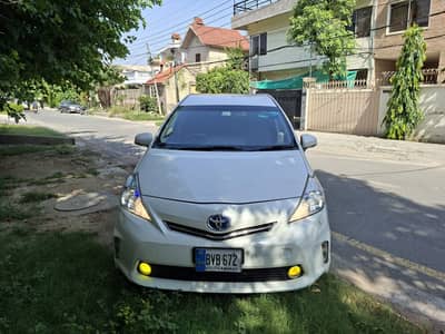 Toyota Prius Alpha Sports Version Full option 2012/2016 | Urgent Sale