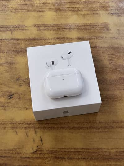 Apple AirPods Pro — Original — Excellent Condition
