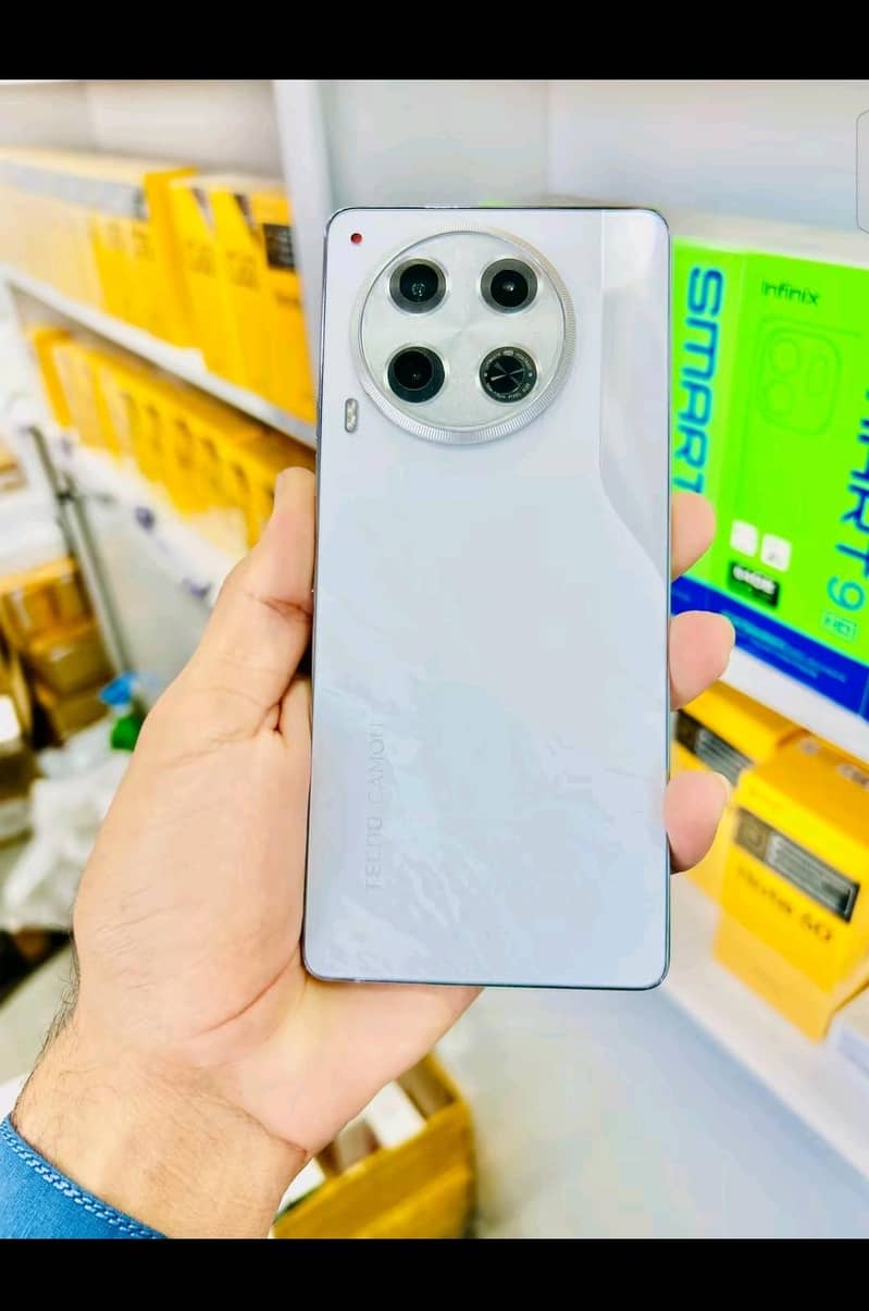 Tecno CAMON 30 4