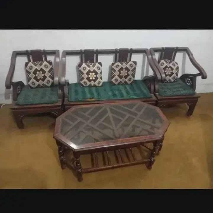 Sofa Set + Table 0