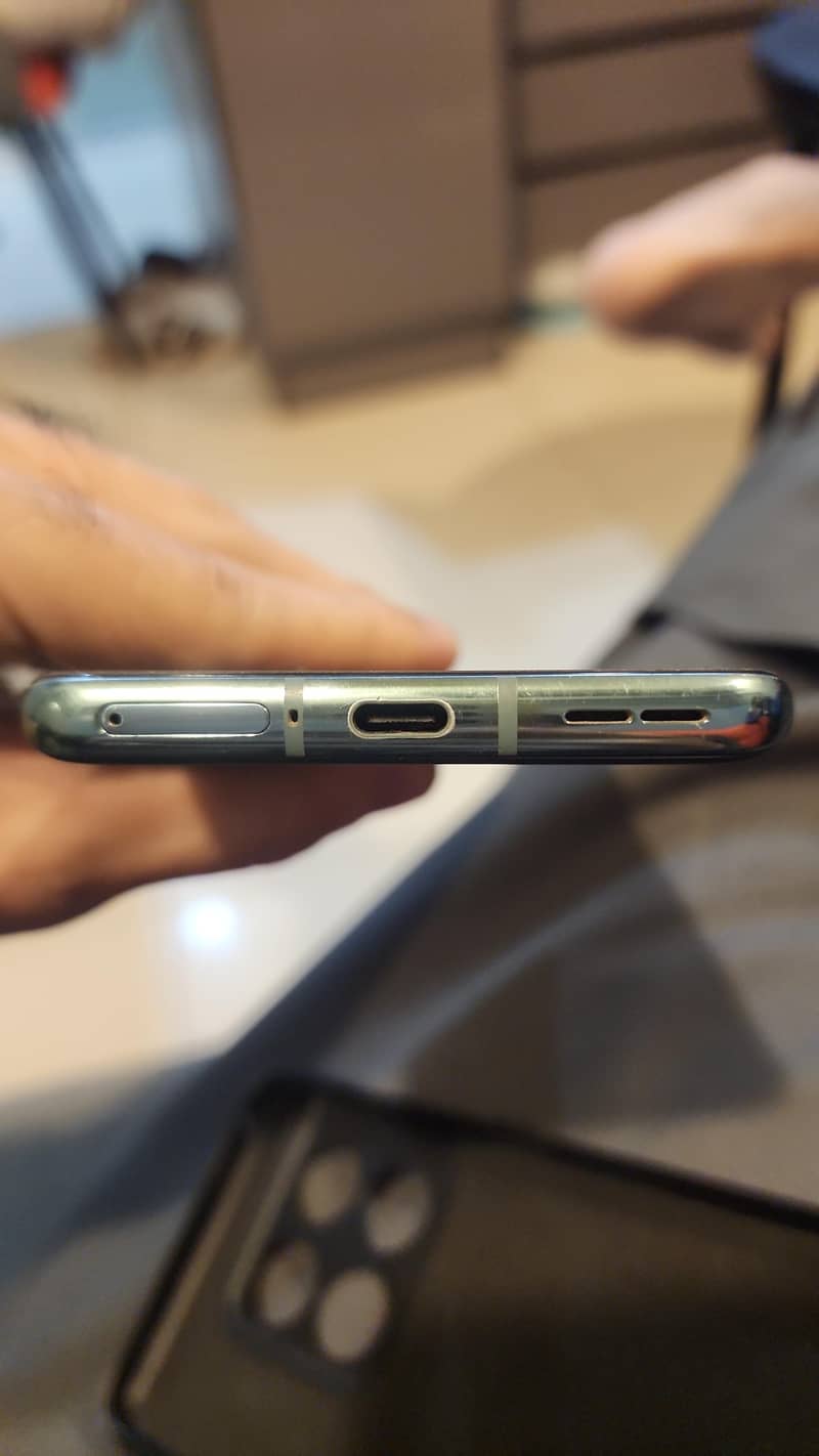 One Plus 10 Pro 5