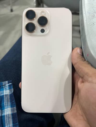 Apple iPhone 16 Pro Max
