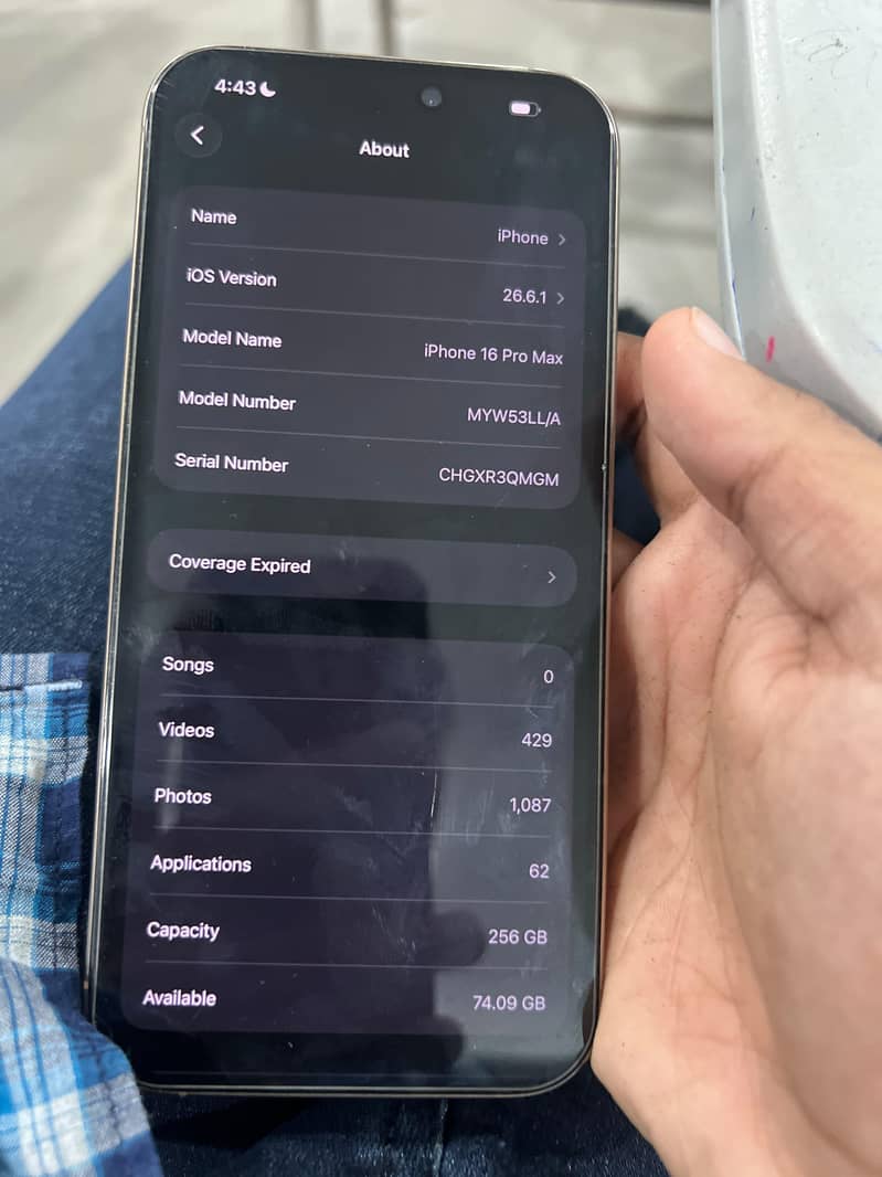 Apple iPhone 16 Pro Max 5