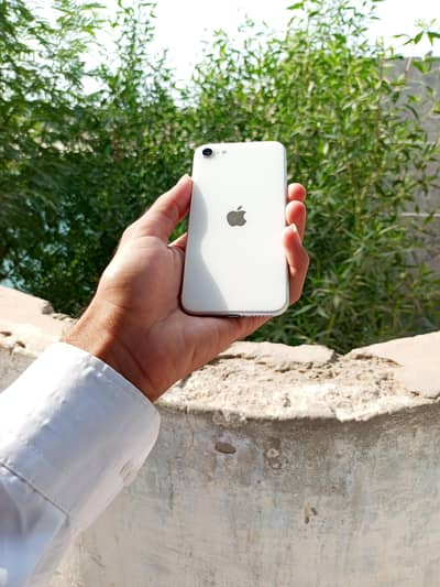 Apple iPhone SE PTA approved excellent condition No Any Fault 10/10