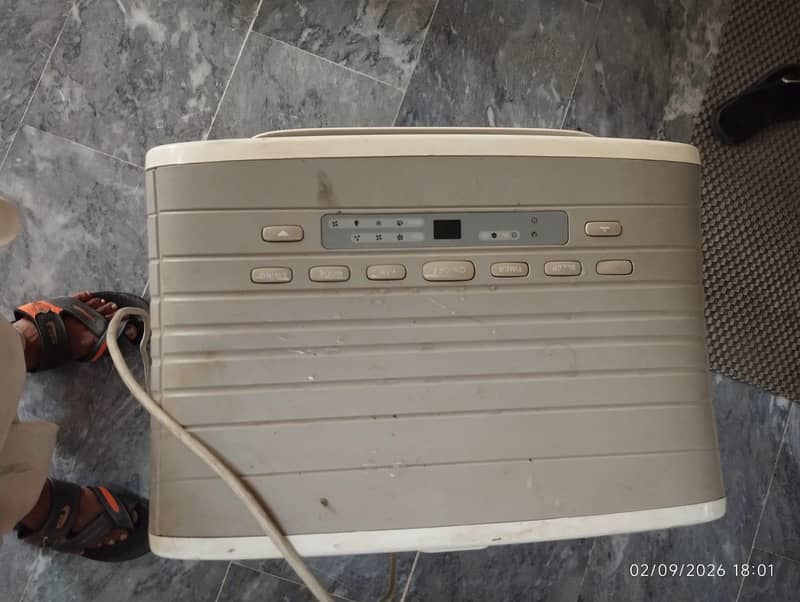 PROTABLE AC 10 By 9 condition 0