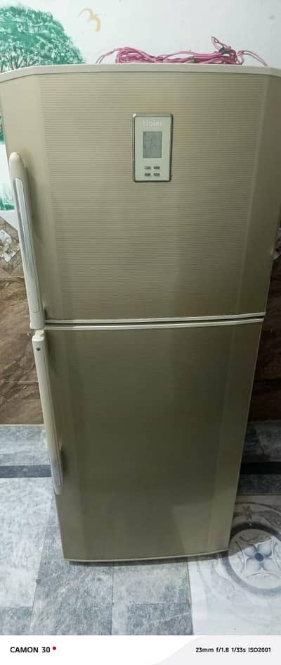 Haier Inverter fridge full size Jabardasth cooling karti hai