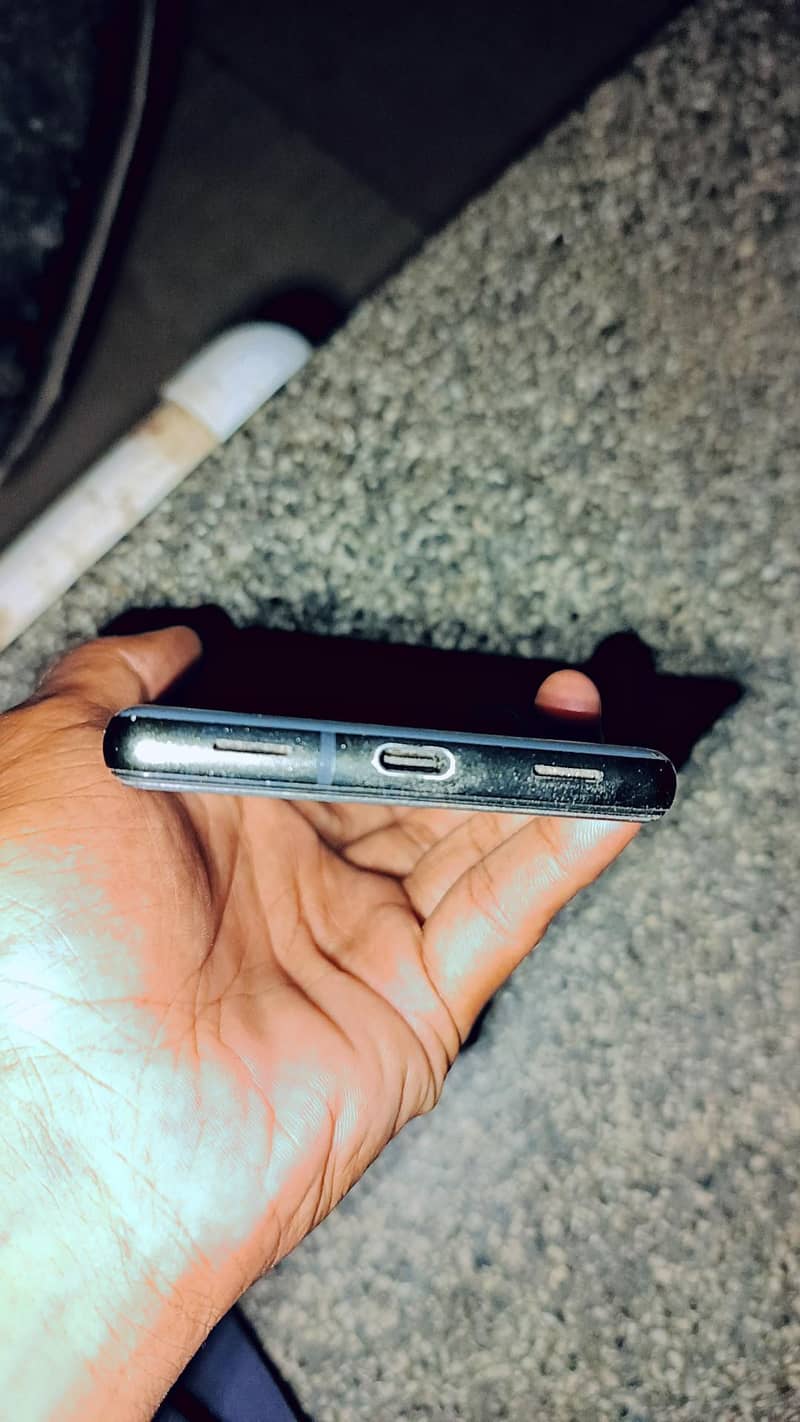 Google Pixel 6a 5