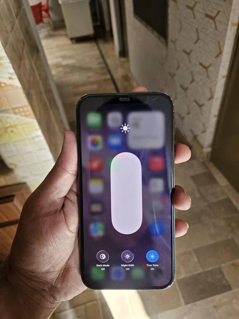Apple iPhone 12 Pro Max 5
