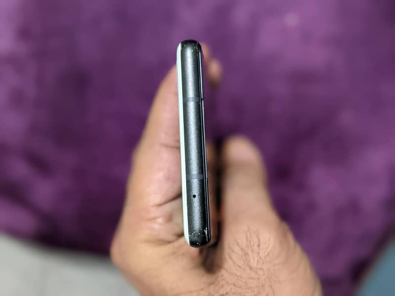 Google Pixel 6a 5