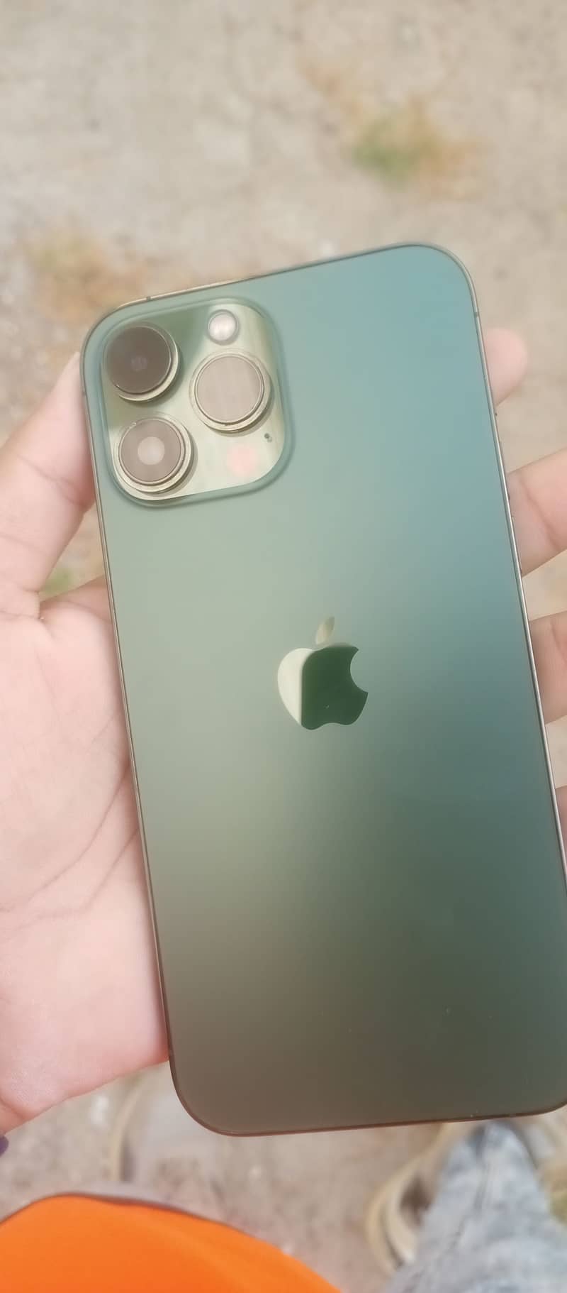 Apple iPhone 13 Pro Max 0