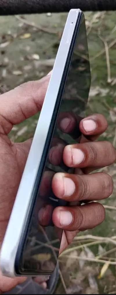 Vivo Y19s