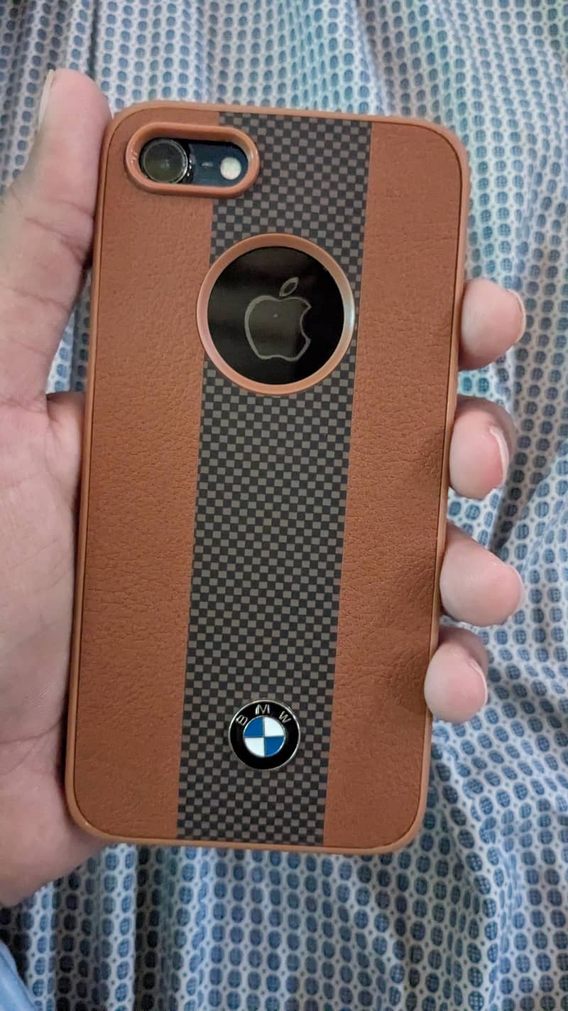 Apple iPhone 7 1
