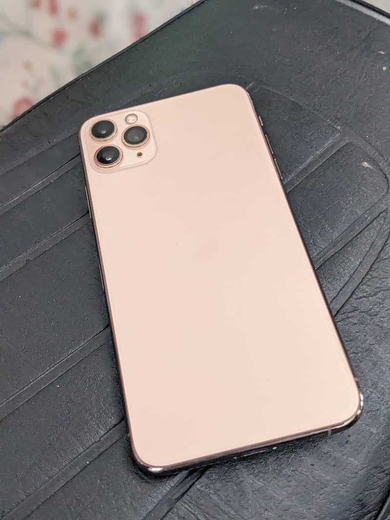 Apple iPhone 11 Pro Max 1