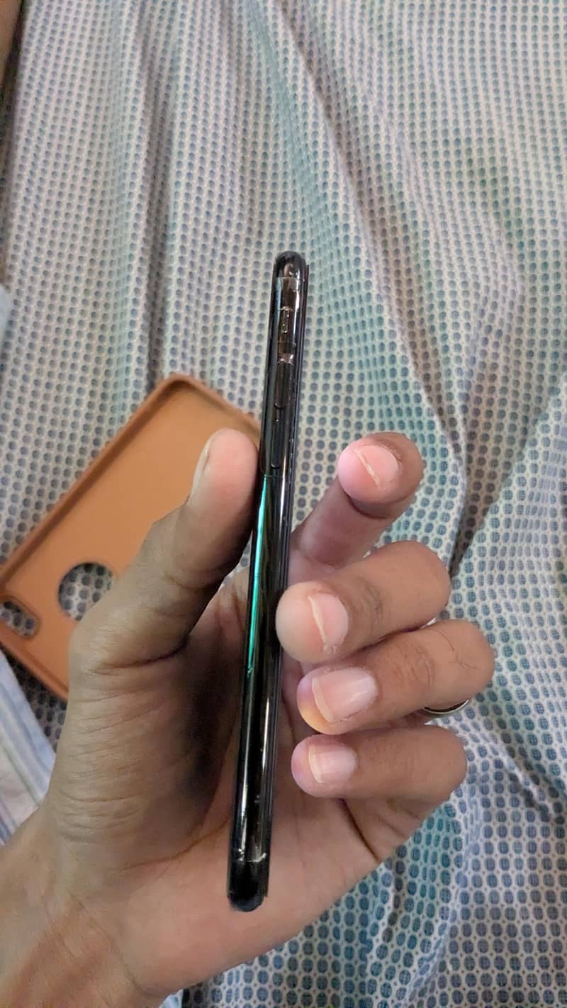 Apple iPhone 7 4