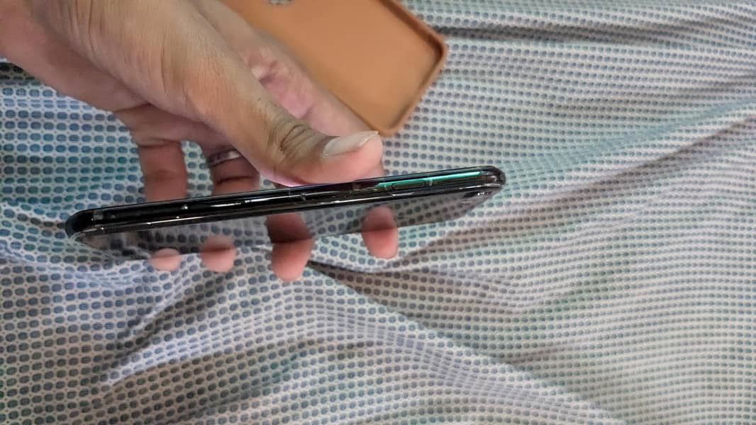 Apple iPhone 7 6