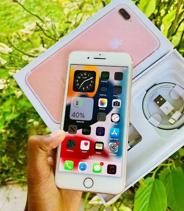 Apple iPhone 7 Plus 1