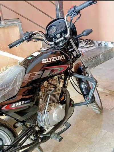 Suzuki gd 110s low mileage model 2025 use 2400km 03212099329