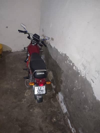 Road Prince 2022 Model condition Like a New Price 68000