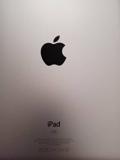 Apple iPad 2 32GB WiFi + 3G – Good Condition