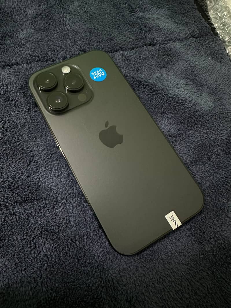 Apple iPhone 14 Pro 2