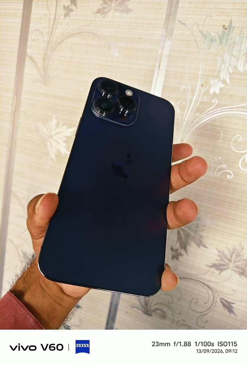 Apple iPhone 14 Pro Max 0