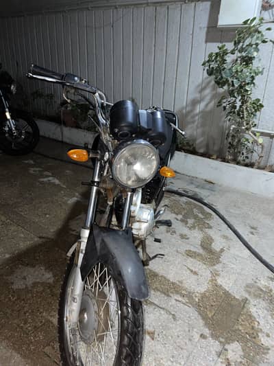 Yamaha ybrz 125