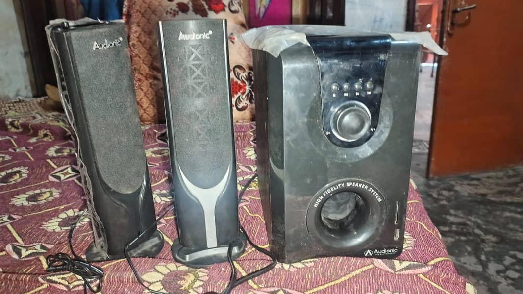 bluetooth speakers 2