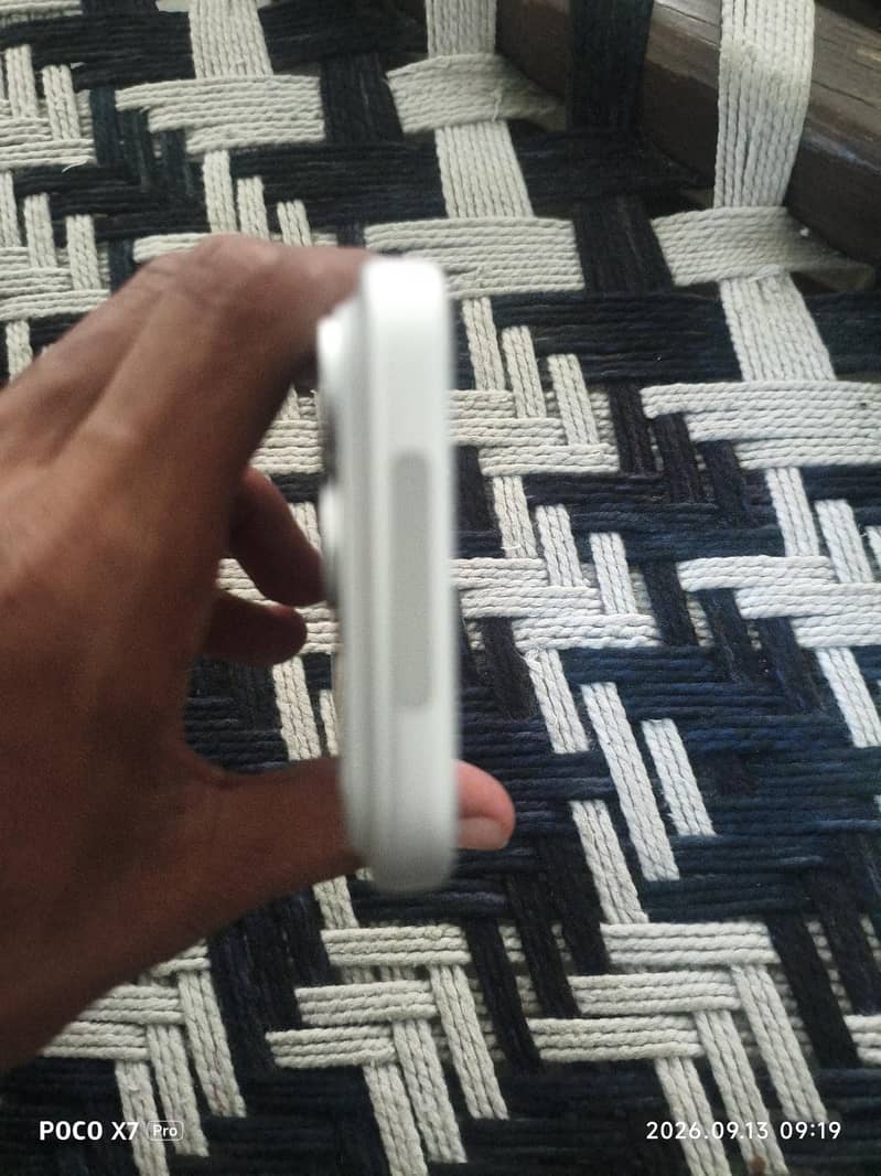 Apple iPhone 17 Pro 0