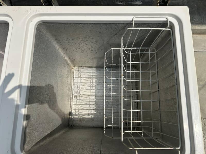 waves deep freezer 4
